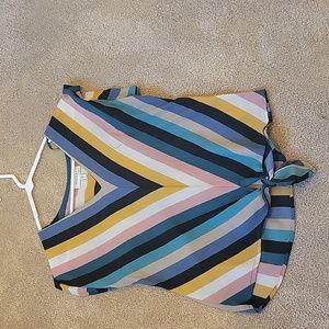 Monteau women's small patterned top